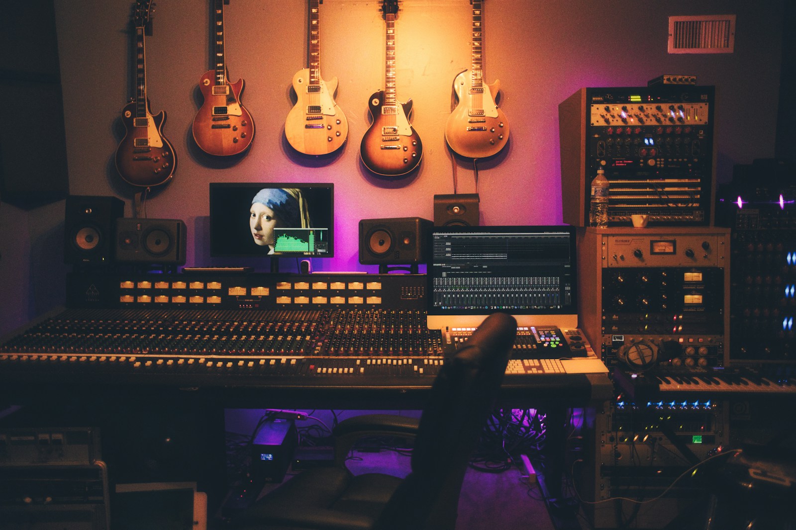 What Is DSP on a Powered PA Speaker? — MKPULSE pro audio